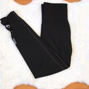 PINK VS Ultimate Logo Leggings in Black S